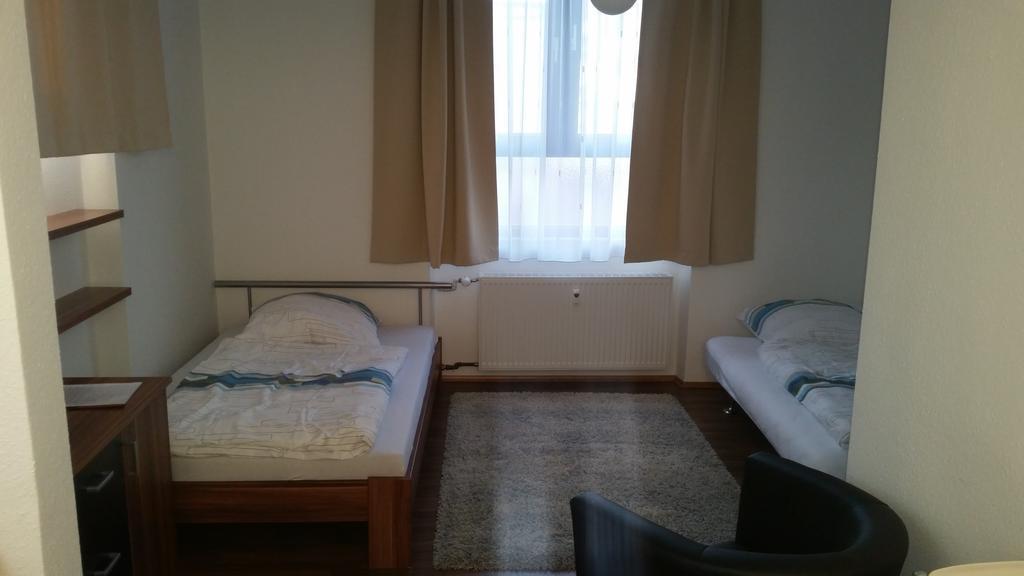 Fiwa Fewo-1 Und Fewo-2 Apartment Pirmasens