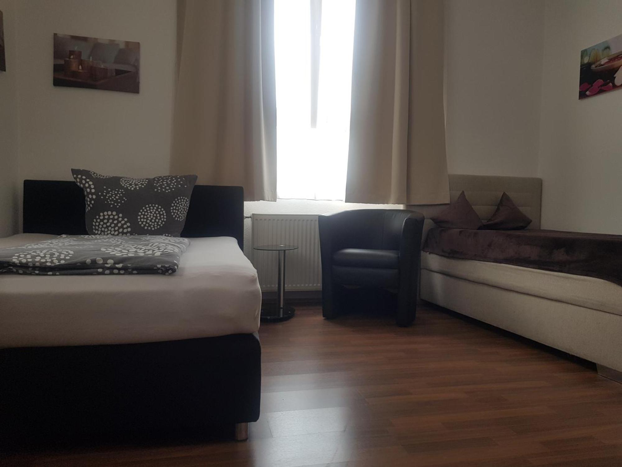 Apartment Fiwa Fewo-1 Und Fewo-2 Pirmasens